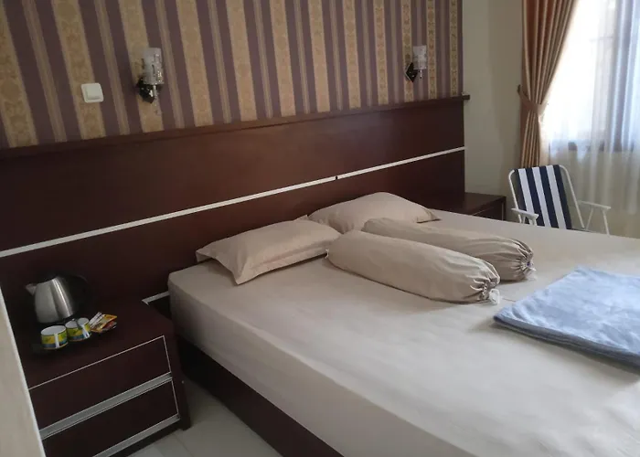 Riki Guesthouse Syari\'Ah
